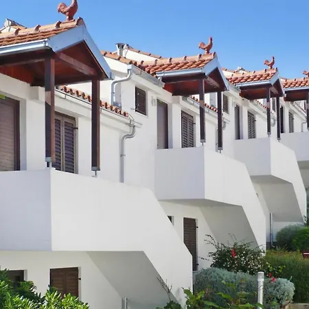 On Murter Near Crystal Clear Bay Lägenhet