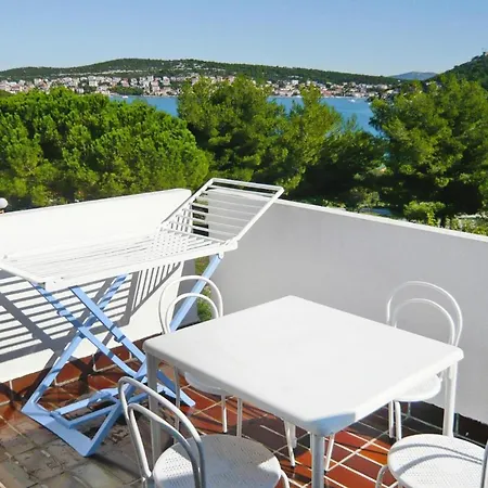 Apartment Belvilla In Tisno